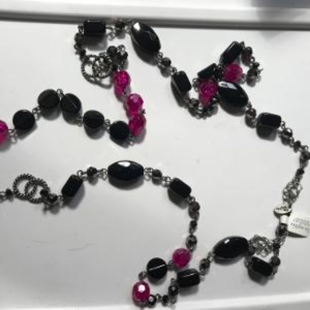 Lia Sophia necklace